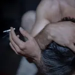 Ostia, la fiaccolata per Simone Schiavello diventa un appello contro lo sfruttamento dei giovani nel traffico di droga