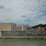 Tevere ancora alto, la Protezione Civile: “Rispettare i divieti e non scendere sulle banchine”