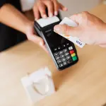 POS e registratori telematici, scatta l’obbligo di collegamento: cosa devono fare gli esercenti