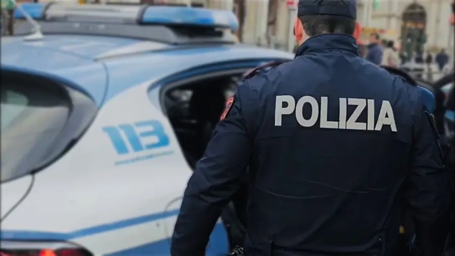 Roma, scoperta base di spaccio durante uno sfratto a Torpignattara