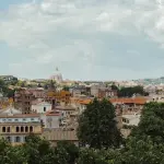 Roma, nuova strategia nelle periferie: più presidi e dirigenti per rafforzare sicurezza e prossimità