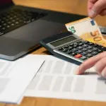 Roma rilancia “Informa Energia”: torna il camper che aiuta a tagliare le bollette nei quartieri