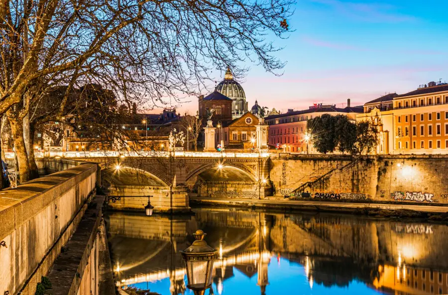 Il romanesco: storia del dialetto di Roma, parole più usate e lingua quotidiana
