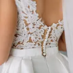 Tradizione e nuove silhouette: come stanno cambiando le scelte delle spose romane