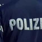 Ostia, base di spaccio in casa: sequestrati cocaina, crack e hashish