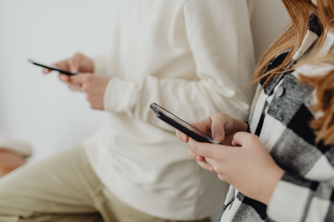 Giovani e tecnologia: convivere con il digitale senza lasciarsene travolgere